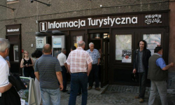 Centrum Informacji Turystycznej w Ziębicach? Jest taki plan