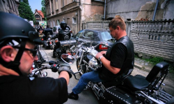 Zapach palonej gumy, pisk opon i ryk silników. Zbliża się Potworny Zlot Motocyklowy