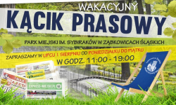 Wakacyjny kącik prasowy w parku miejskim