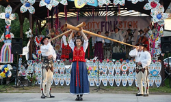 Było ludowo i kolorowo - Złoty Folk Stok