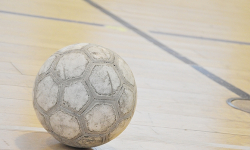 Sportowe zmagania strażaków. W sobotę powalczą w turnieju halowej piłki nożnej