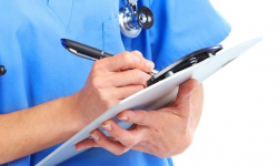 Na zwolnieniach lekarskich biegają maratony i pracują w innych miejscach. ZUS odzyskuje pieniądze