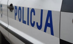 Dwóch kierowców z zakazami, 35-latek z marihuaną i kolejna „kieszonkowa” kradzież [raport policji]