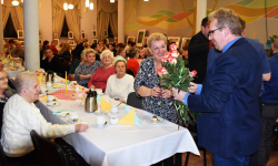 Gminny Dzień Kobiet w Bardzie [foto]