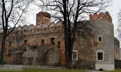 Włamanie do ruin zamku w Ząbkowicach Śląskich