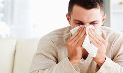 Grypa nie odpuszcza. 178 przypadków zachorowań bądź podejrzeń zachorowań w ciągu tygodnia