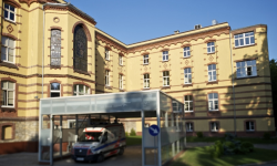 Lekarz ząbkowickiego szpitala zakażony koronawirusem! Placówka zamknięta do odwołania [AKTUALIZACJA]
