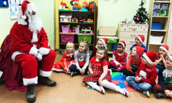 Święty Mikołaj odwiedził przedszkolaków [foto]