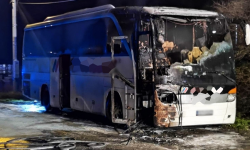 Pożar autobusu na stacji benzynowej w Ziębicach