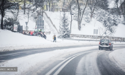 Kiepskie warunki do jazdy. Ruch na drogach w powiecie już jednak bez większych utrudnień