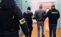 Policjanci rozbili grupę uczestniczącą w obrocie środkami odurzającymi i psychotropowymi [video]