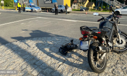 Zderzenie samochodu osobowego z motocyklem na krajowej ósemce w Bardzie