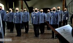 Policja: Stabilne zatrudnienie i dobre wynagrodzenie. Wstąp w nasze szeregi