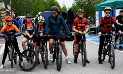 „Spotkajmy się na rowerze w Bardzie”. Inauguracja sezonu rowerowego w Mieście Cudów [foto]