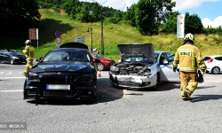 Zderzenie bmw i volkswagena na krajowej ósemce w Bardzie [foto]