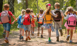 Kilkadziesiąt tysięcy zł dla szkół na wycieczki. Rozstrzygnięcie drugiego naboru „Podróże z klasą”