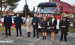 Oficjalne przekazanie nowego pojazdu ratowniczo-gaśniczego dla strażaków-ochotników z Przedborowej