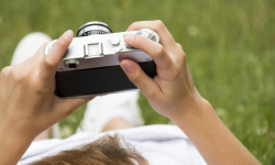 Wakacyjny konkurs fotograficzny „Książka w podróży po Polsce”