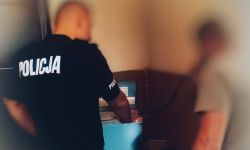 Nietrzeźwy kierowca bez uprawnień uciekał przed policją