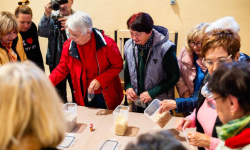 Poznaj swoich współlokatorów – wykład o mikrobiomie w Strefie SOWA [foto]