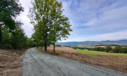 Zakończono remont drogi dojazdowej do gruntów rolnych w Różanej