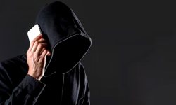 Kliknięcie warte kilkadziesiąt tysięcy zlotych. 41-latek stracił życiowe oszczędności