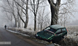 Ślisko na drogach. Dwie kolizje w regionie, utrudnienia dla kierowców [foto]
