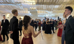 Studniówka Katolickiego Liceum Ogólnkoształcącego w Henrykowie [foto]