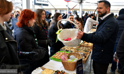 Kolorowe stoiska, lokalne smaki i świąteczny klimat. Jarmark w Ząbkowicach Śląskich [foto]