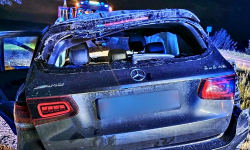 Mercedes wypadł z drogi na wysokości Olbrachcic Wielkich. Kierowca miał ponad 1,5 promila alkoholu