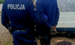 Przyszedł po złom, wyszedł w kajdankach i trafił za kratki. Włamywacz zatrzymany na gorącym uczynku