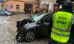 Tragiczny wypadek w Bardzie. 52-letni kierowca toyoty usłyszał zarzuty