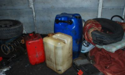 Ojciec z synem i paliwo... 