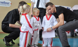 Najmłodsi zawodnicy taekwondo w Bardzie 