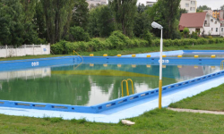 Basen w Ząbkowicach do niedzieli za free