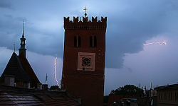 Pioruny biją w ząbkowickie zabytki?
