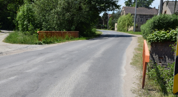 Most w Budzowie nad rzeką Budzówką, który wkrótce zostanie przebudowany