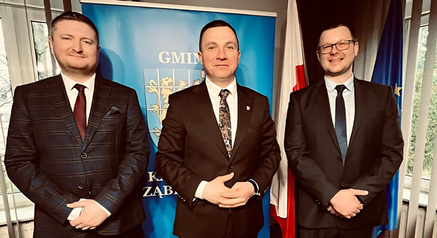 Porad będą udzielać doświadczeni prawnicy: mec. Marcin Łabusiński oraz mec. Maciej Pływacz