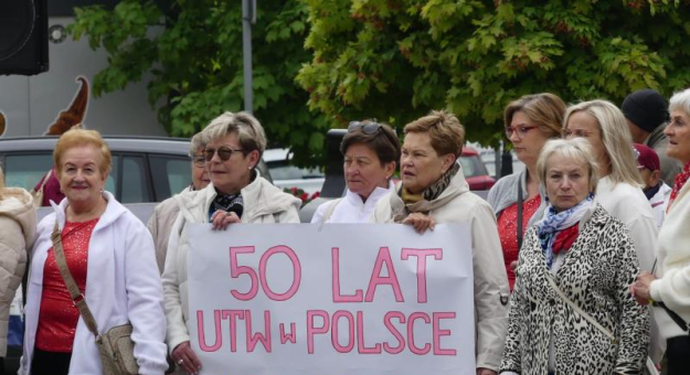 Tam, gdzie dojrzałość spotyka radość – jubileusz Uniwersytetów Trzeciego Wieku