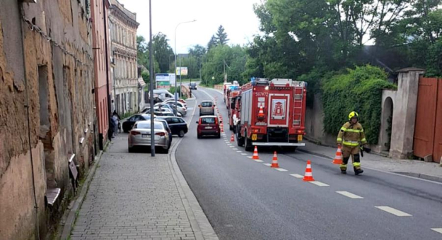 Pożar garażu przy ul. Kłodzkiej w Ząbkowicach Śląskich