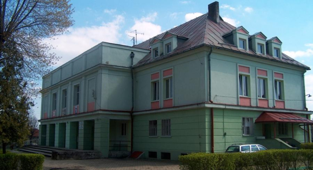 Blisko 2.7 mln zł na termomodernizację budynku Centrum Kultury i Promocji w Złotym Stoku