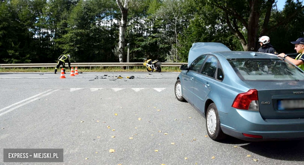Zderzenie motocyklisty z samochodem osobowym na drodze krajowej nr 8