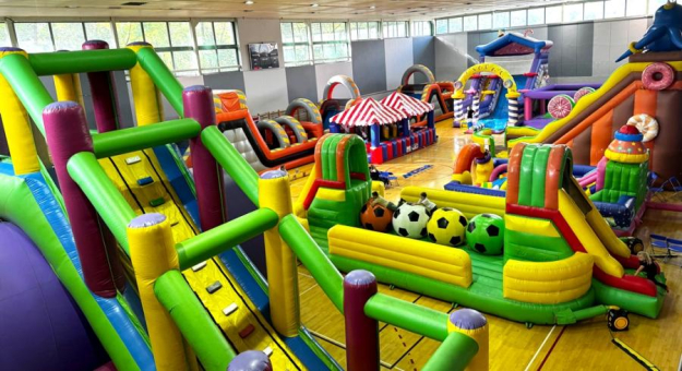 To idealna okazja, aby spędzić czas z rodziną i przyjaciółmi w atmosferze pełnej kolorów i pozytywnej energii!


