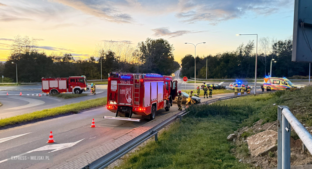 Zderzenie audi i bmw na krajowej ósemce w Ząbkowicach Śląskich