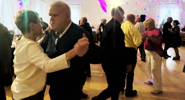 Radość, taniec i wspólnota – Bal Seniora 2025 w Grodziszczu