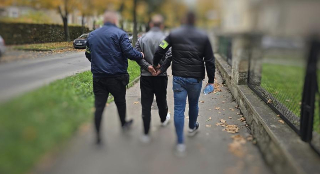34-latek zatrzymany za posiadanie znacznej ilości narkotyków. Trafił do aresztu