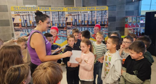 Uczniowie z gminy Ziębice zakończyli projekt  „ABC Pływania”