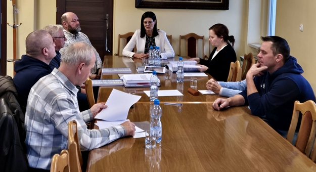 Spotkanie dotyczące termomodernizacji świetlicy wiejskiej w Chwalisławiu