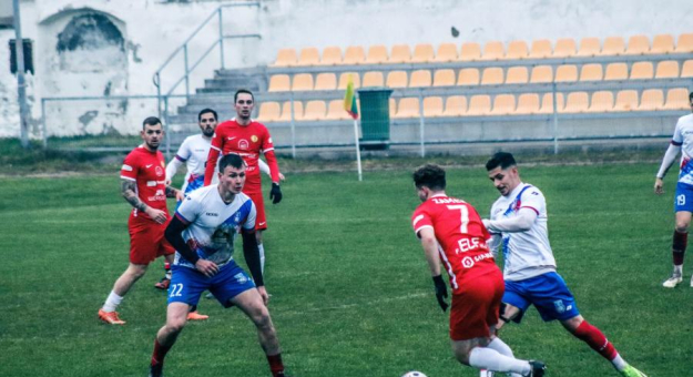 Klasa okręgowa: Zamek Kamieniec Ząbkowicki 2:1 (1:0) Włókniarz Głuszyca