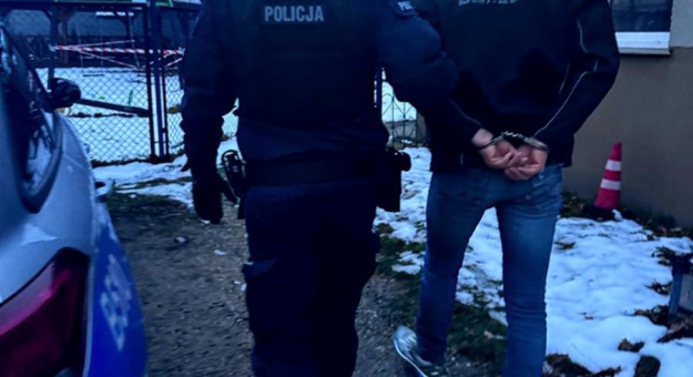 Trzech poszukiwanych zatrzymanych w ciągu jednej doby